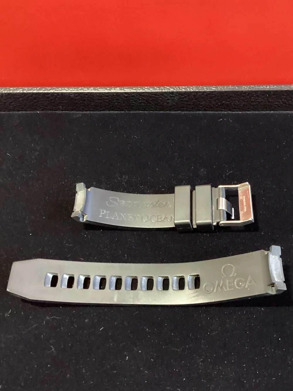 Omega Planet Ocean Rubber Strap 20mm Ref. 98000144 + Tang Ref. 94512022